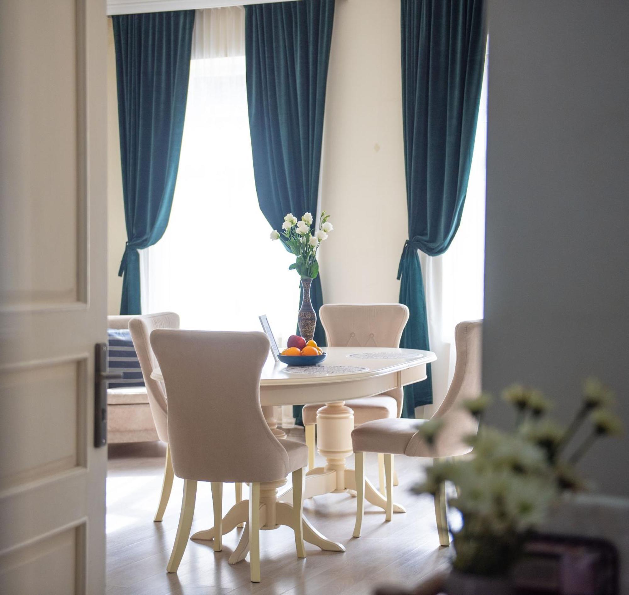 Old Town-Booking Apartment Tbilisi Zewnętrze zdjęcie
