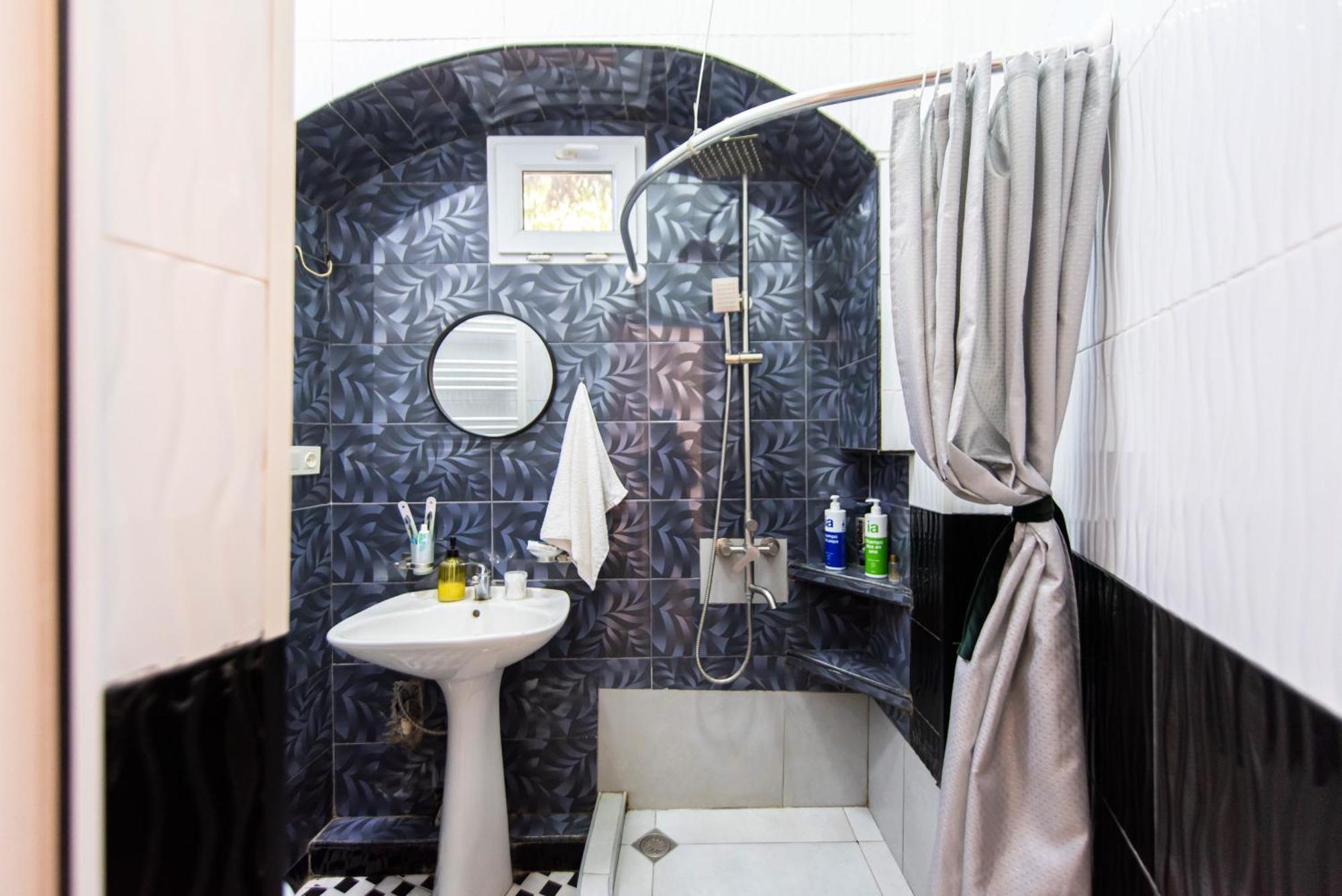 Old Town-Booking Apartment Tbilisi Zewnętrze zdjęcie